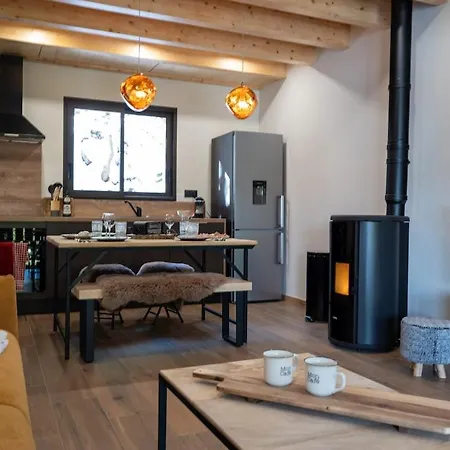 Le Enchante 10 Personnes * Les Angles (Pyrenees-Orientales)